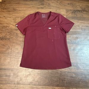 Figs Burgundy Technical Collection Scrub Top Size Small